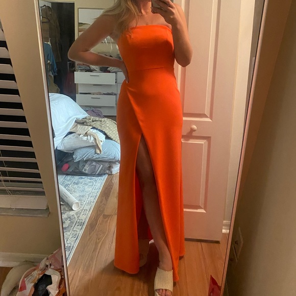 Betsy & Adam size 0 formal dress with slit - Picture 3 of 4